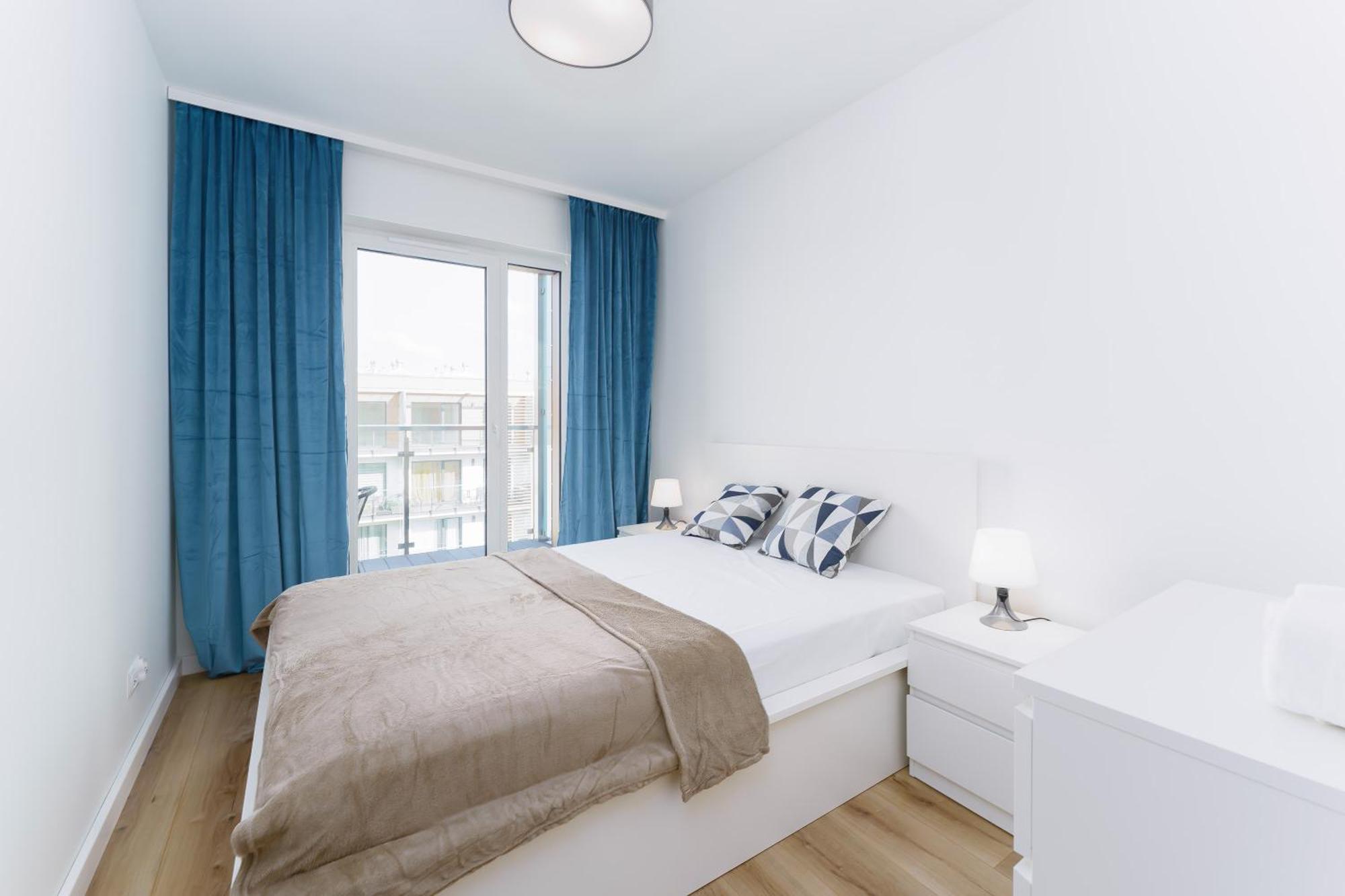 Apartament Morski Navigator By Holidaysun Kolobrzeg Bagian luar foto